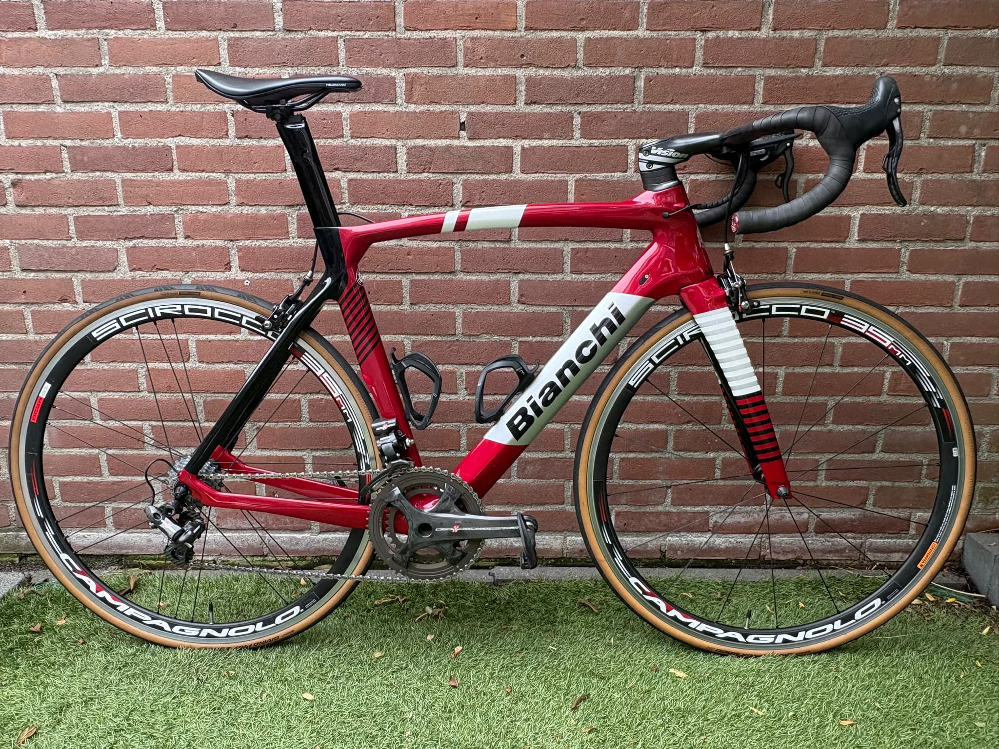 Bianchi Oltre XR4 Limited Edition โ photo 1